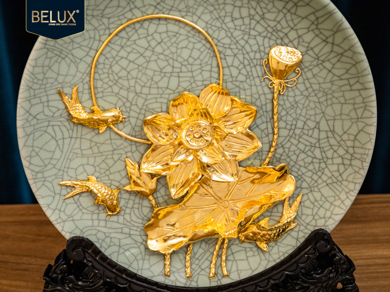 Đĩa Hoa Sen D20 xanh ngọc dát vàng 24k